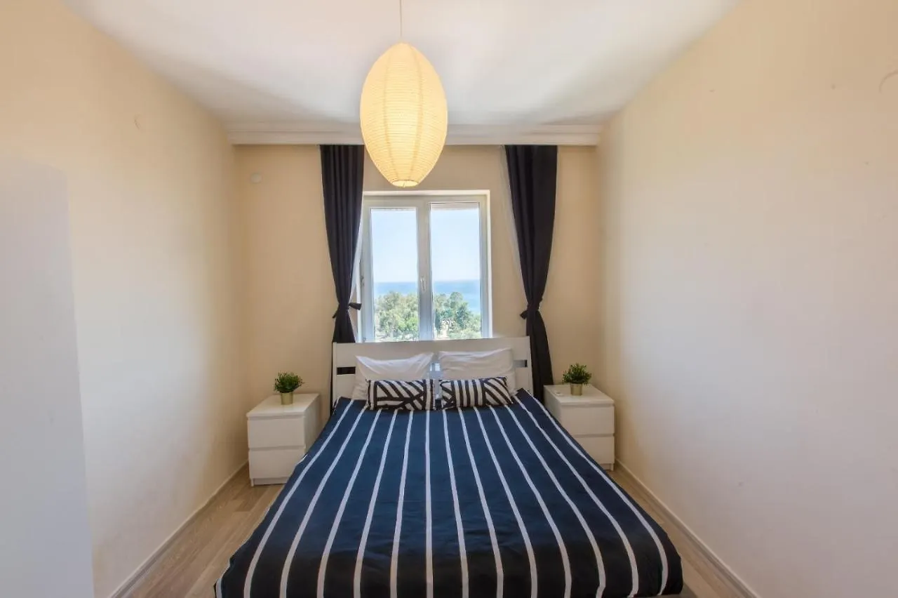 Lara Suites 안탈리아 0*,